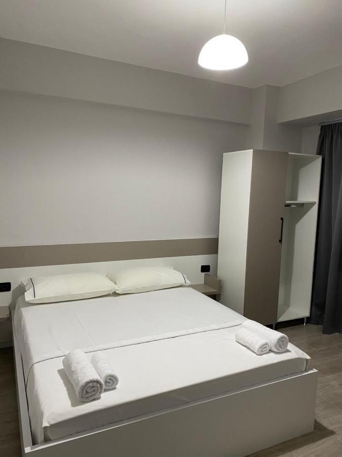 Hotel Cakalli Saranda Zewnętrze zdjęcie